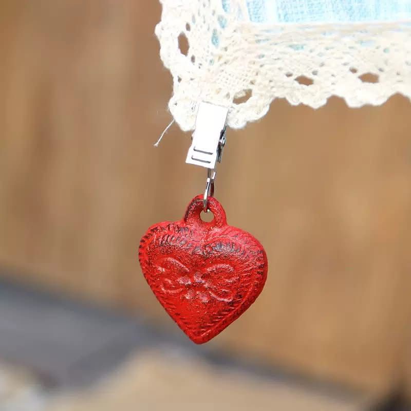 Juego de 4 pesos, para mantel con clip, modelo corazon