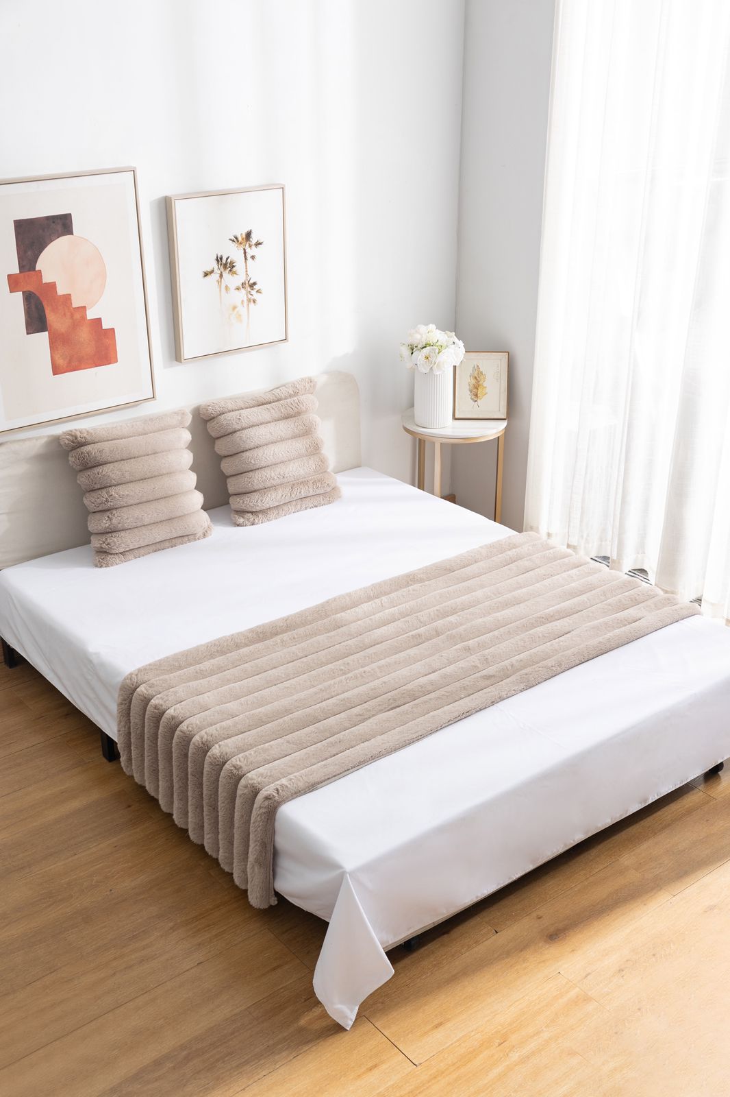 Set de piecera cafe claro,  linea + 2 fundas 45cmx45cm