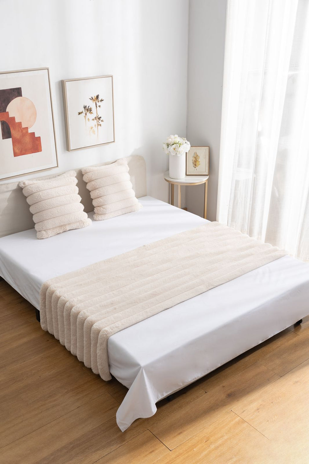 Set de piecera beige,  linea + 2 fundas 45cmx45cm