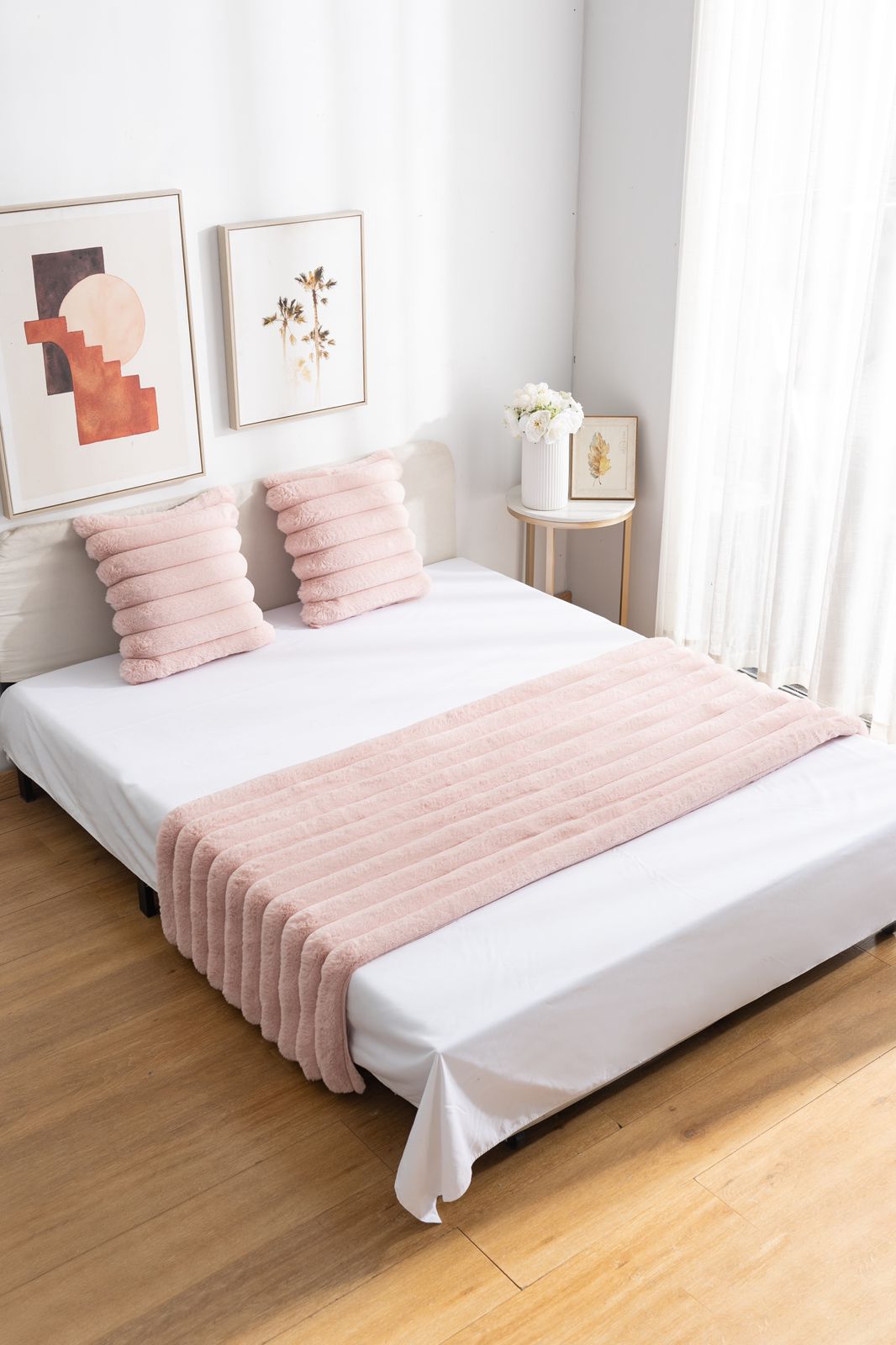 Set de piecera rosa,  linea + 2 fundas 45cmx45cm