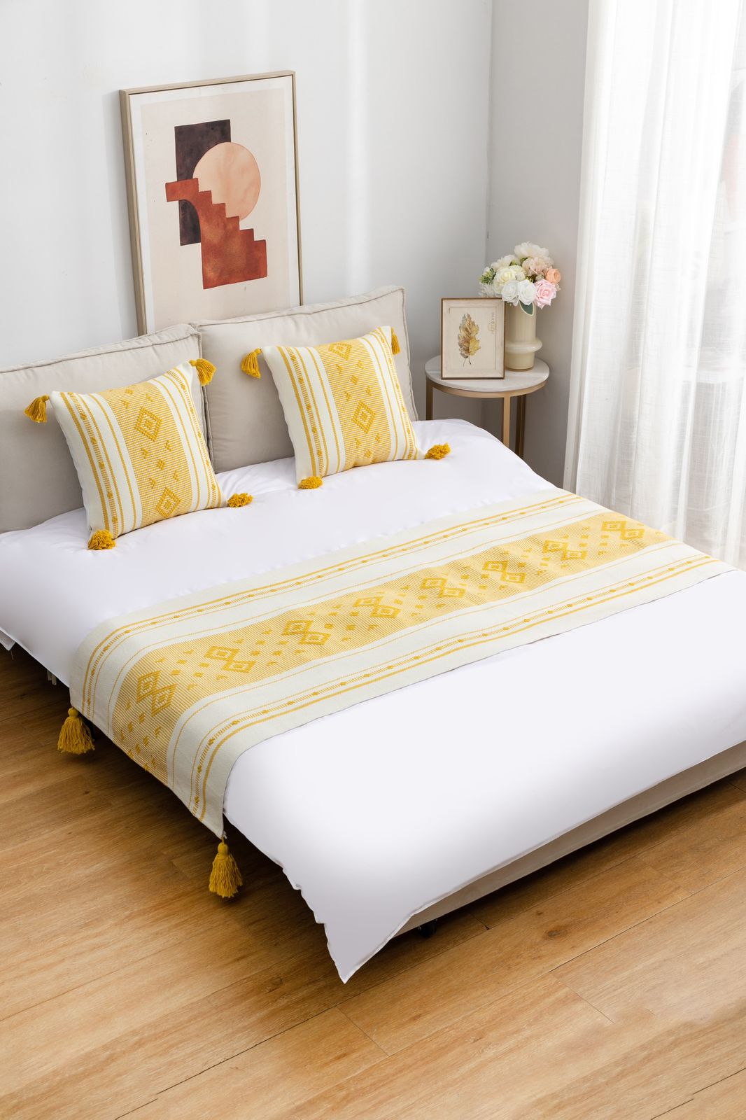 Set de Piecera tejida con borlas  + 2 fundas