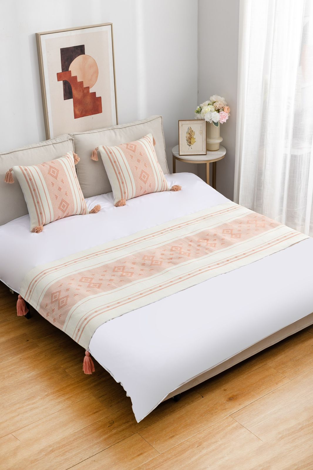 Set de Piecera tejida con borlas  + 2 fundas