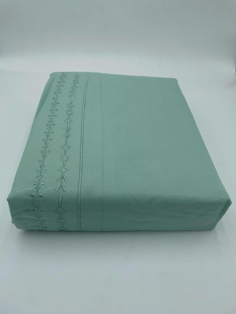 Juegos de sabanas  con diseño bordado