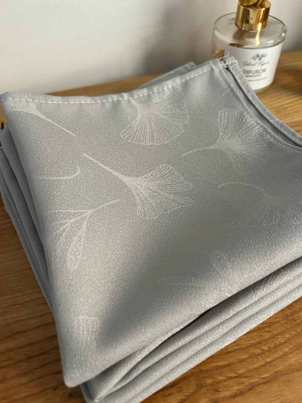 Set  6 servilletas de tela 40x40cm con diseño color gris