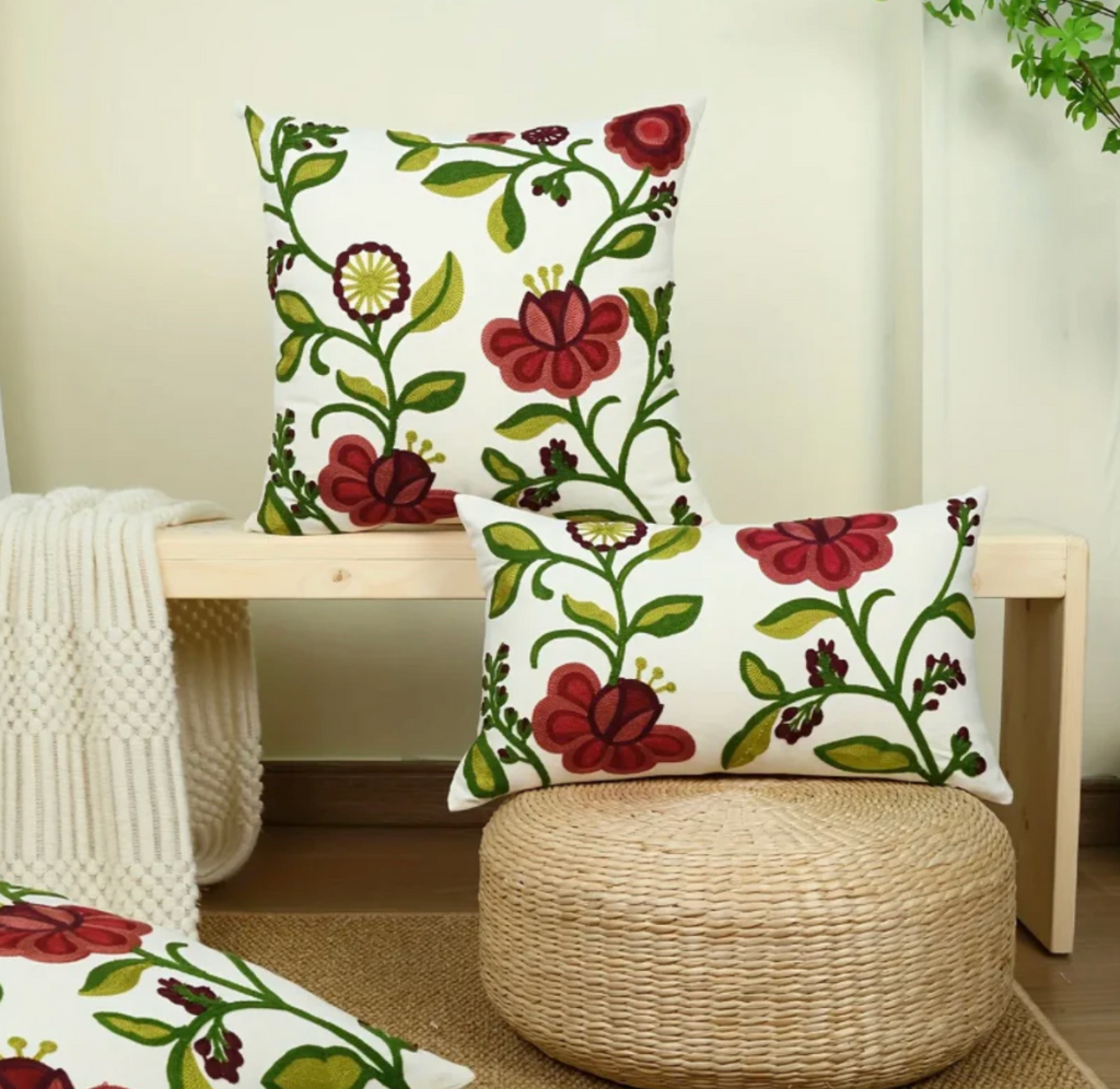 Fundas de cojines bordadas en 45x45cm y 30x50cm