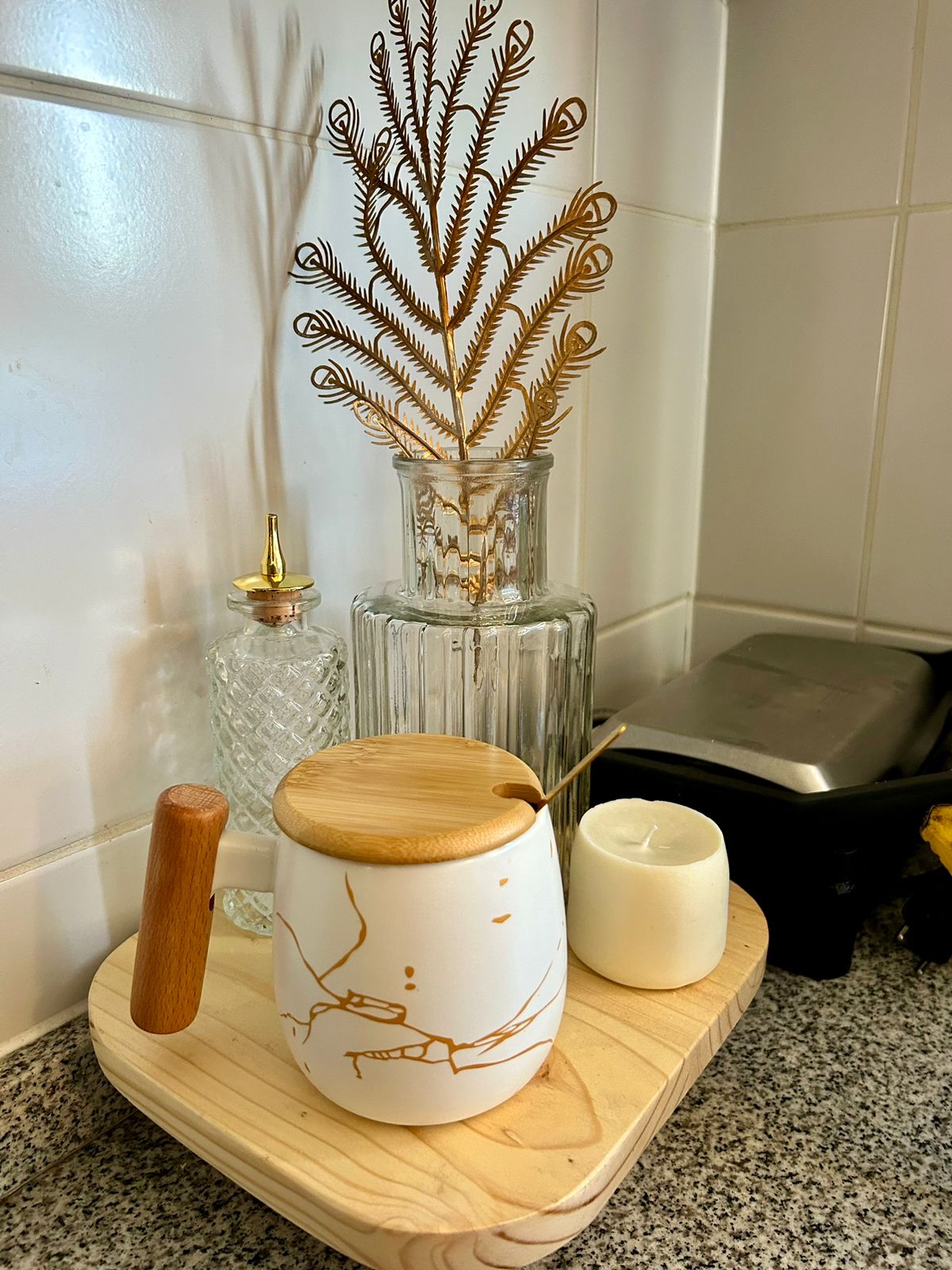Taza con mango de madera un diseños increíble