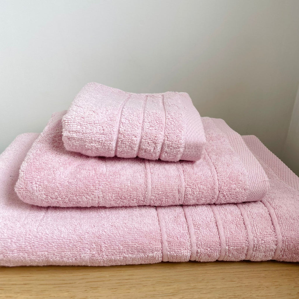 Set de 3 toallas 100% algodon, diseño lineas