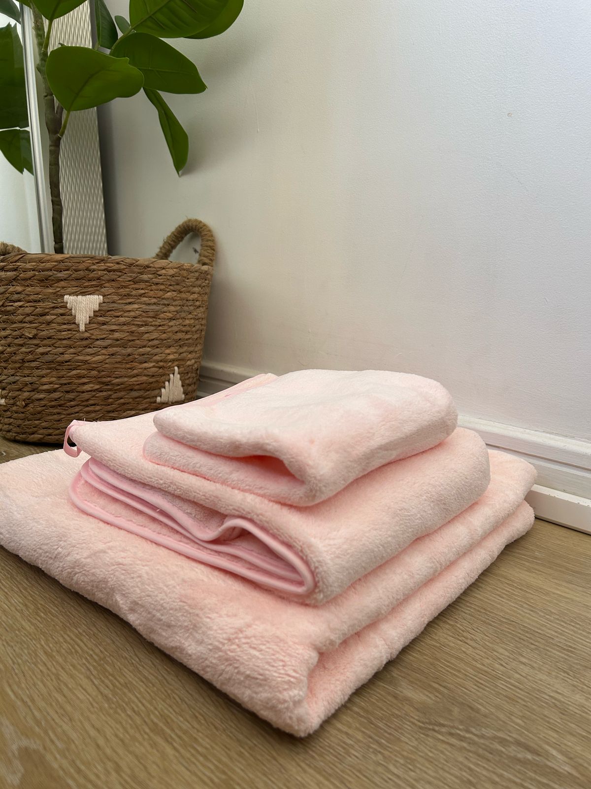 Set de 3 toallas microfibra suaves y excelente absorción