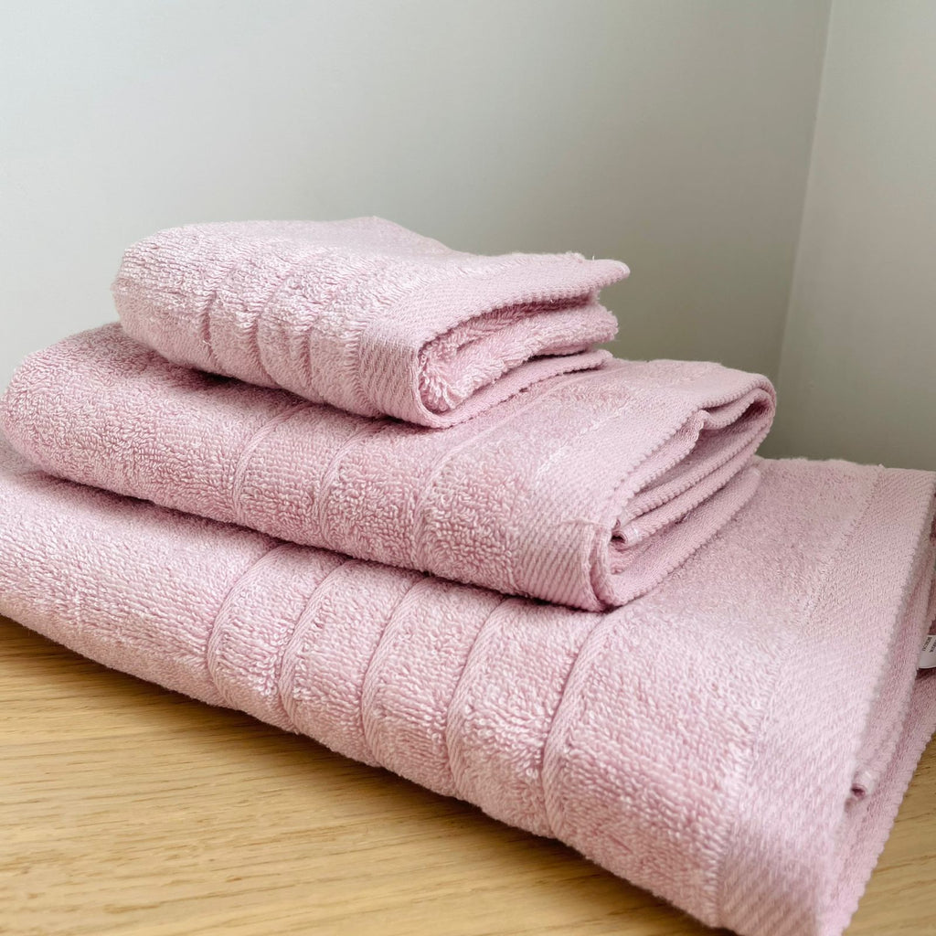 Set de 3 toallas 100% algodon, diseño lineas