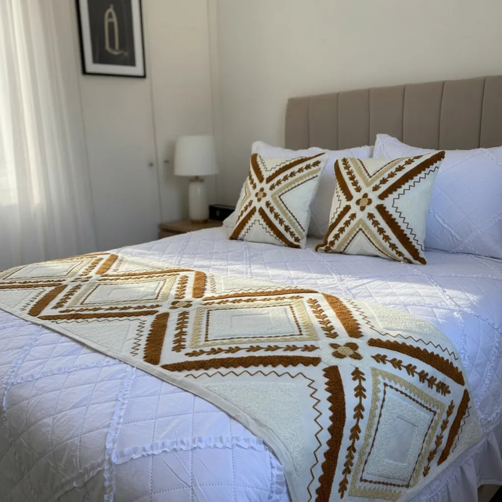 Set de pieceras bordadas, diseño geometrico