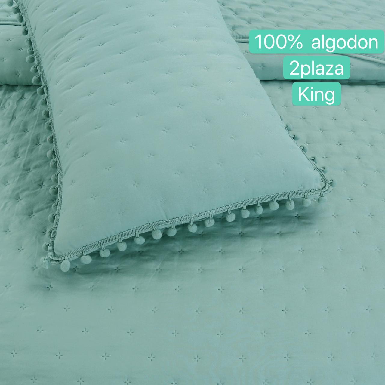 Cubrecamas Algodón con pom poms