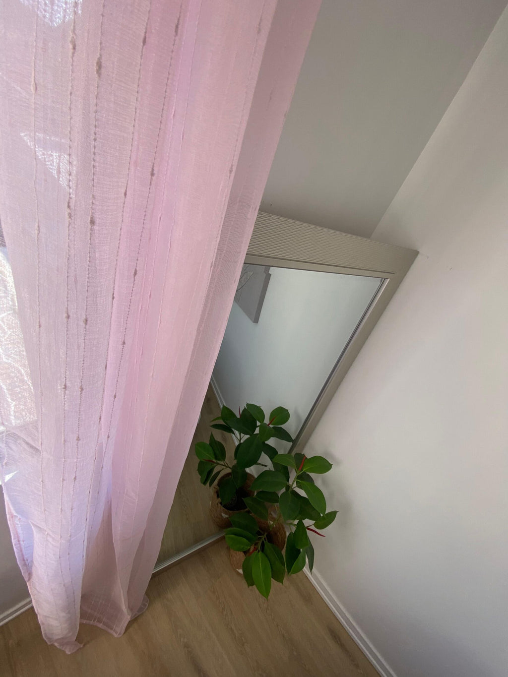 Visillos Bordados rosa