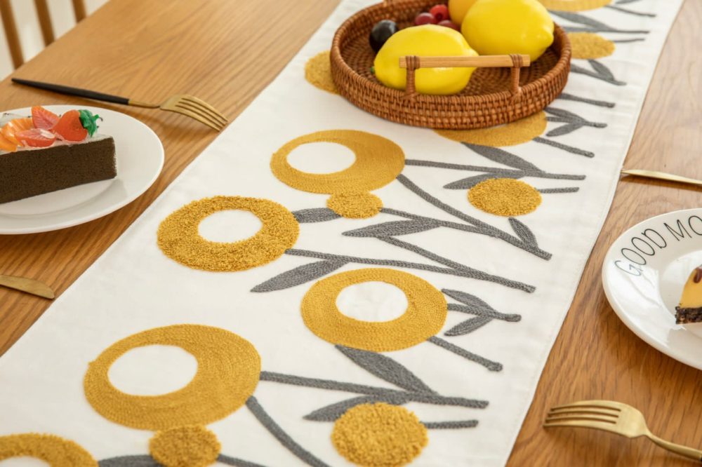 Caminos de mesa con detalles bordados/ oferta - Imagen 12