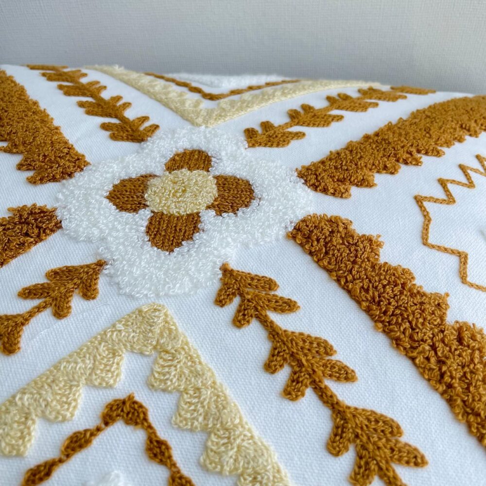 Fundas de cojines bordadas en 45x45cm - Imagen 3