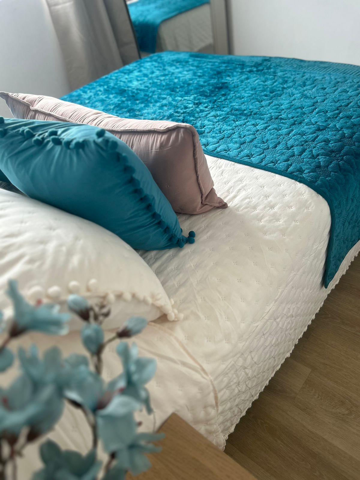 Pieceras de polar turquesa